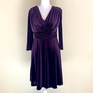 Tahari ASL V-neck Velvet Dress. Size 8. Never worn. Excellent condition. Purple.